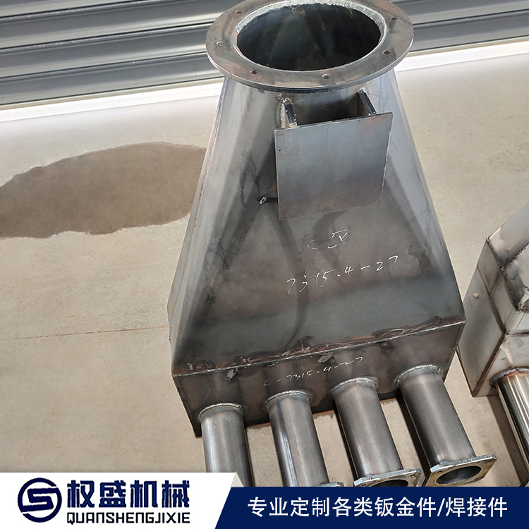 鈑金件不僅滿足外觀功能等要求,而且制作簡單成單低廉--權盛機械